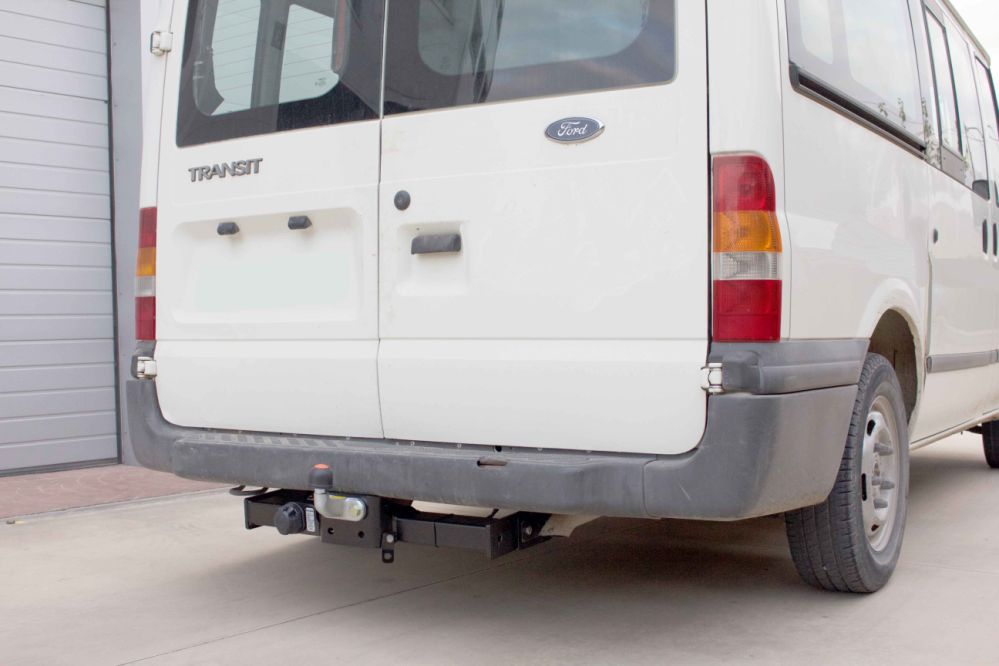 Gancio Traino Fisso STEINHOF Per Ford Transit Furgone/Passeggeri (07.2006-2013) Con Kit Elettrico 13 Poli