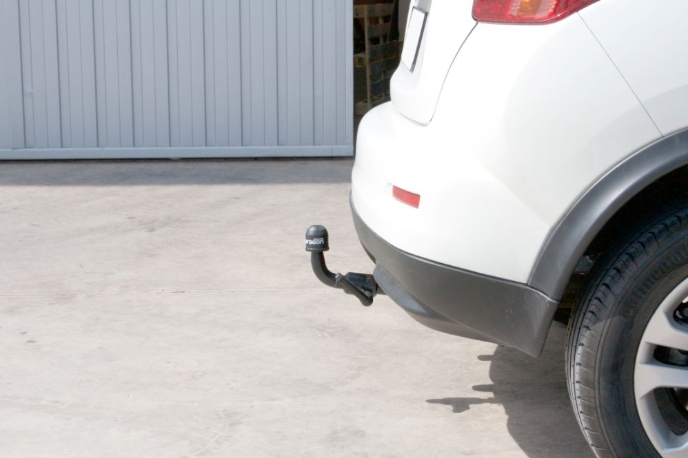 Gancio di traino fisso per Nissan Juke (F15) I SUV 2010-2014 + kit el. 13- poli